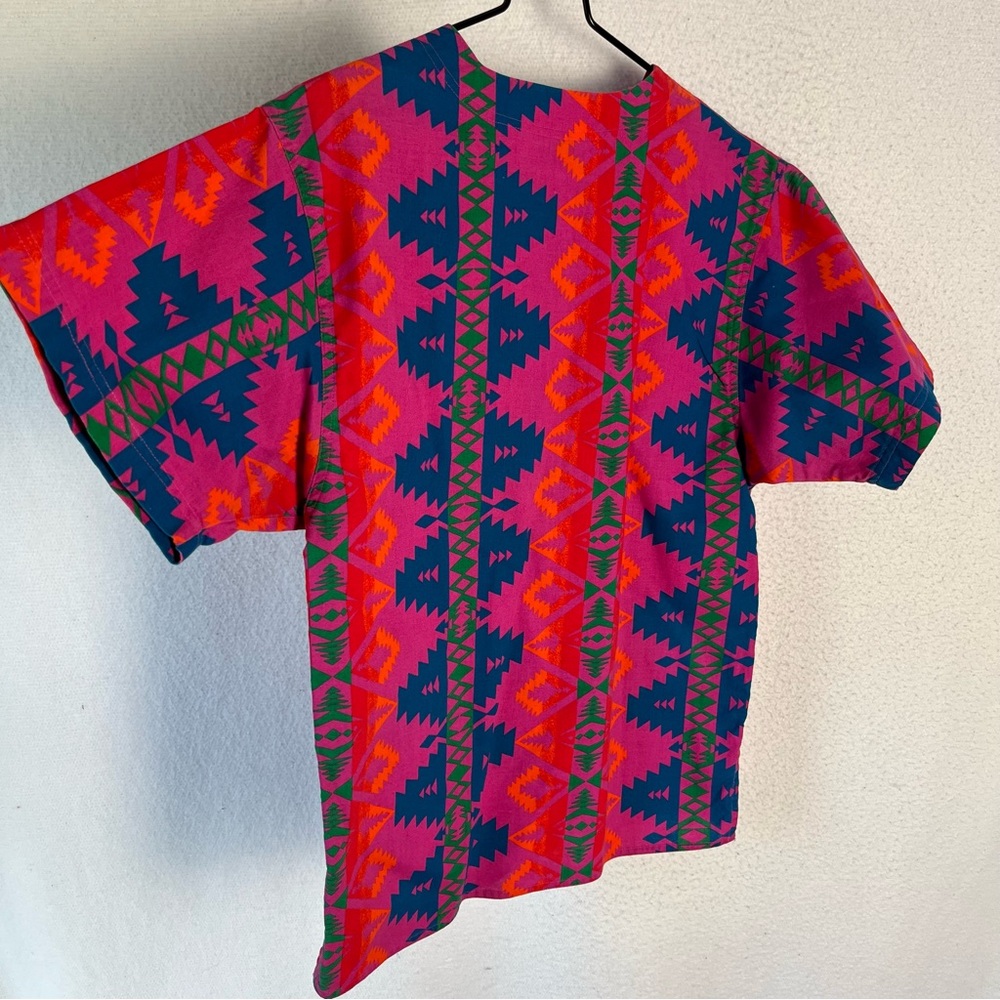 Vintage 90s Wrangler Brushpopper Tee Shirt Women Medium Unique Button Shoulder